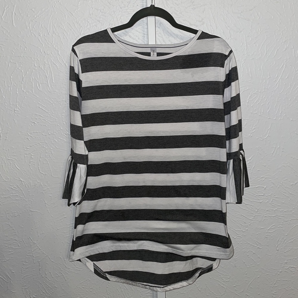 Gray and off white large stripes